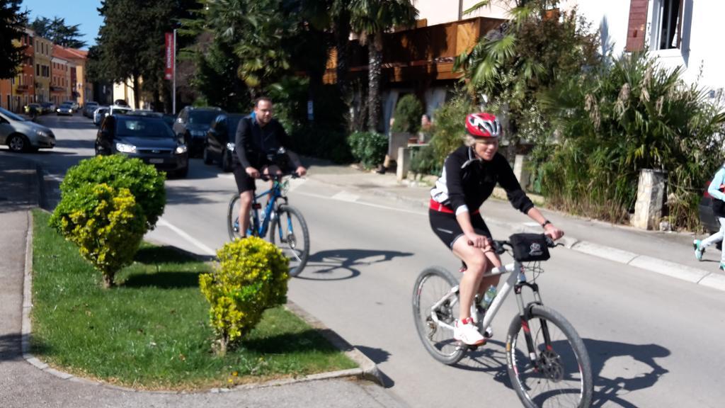 Apartments Henc Novigrad Istria Eksteriør billede