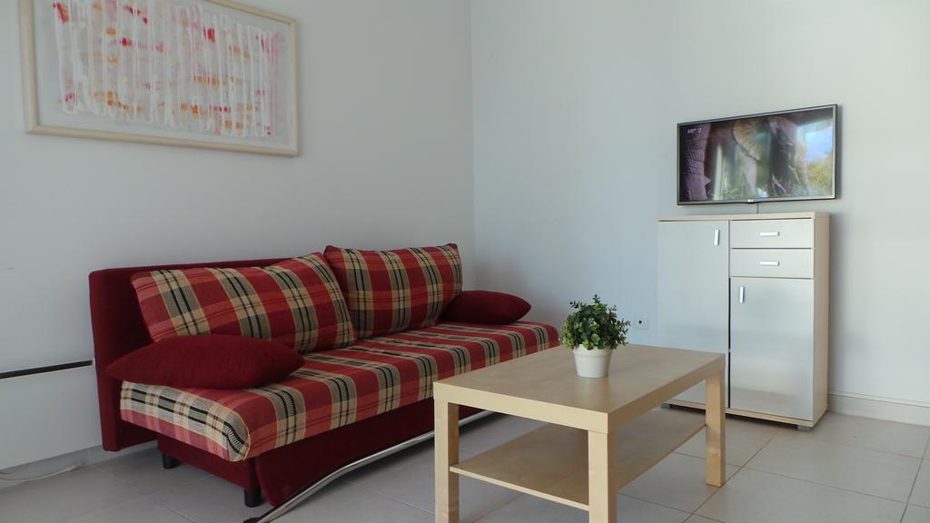 Apartments Henc Novigrad Istria Eksteriør billede